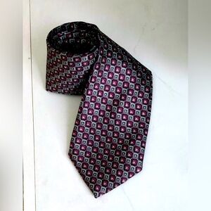 Today’s Man silk tie.